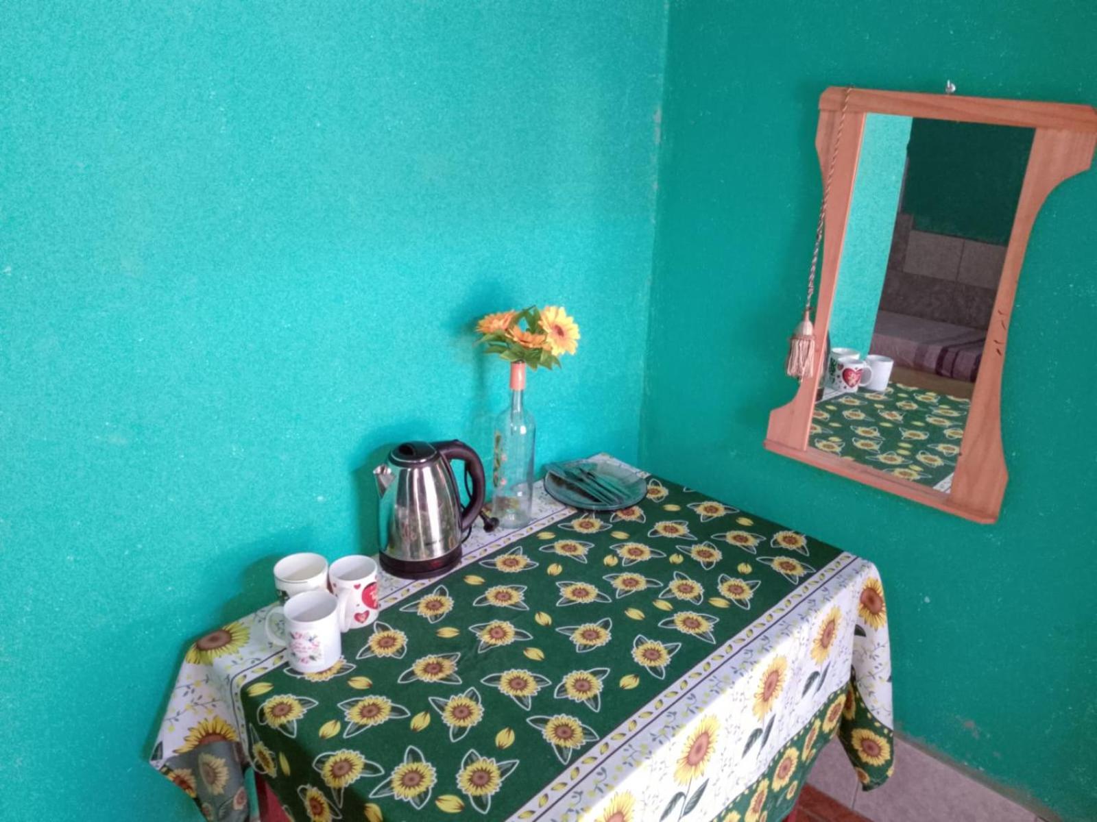 Hostel Loli Puerto Iguazu Exterior photo