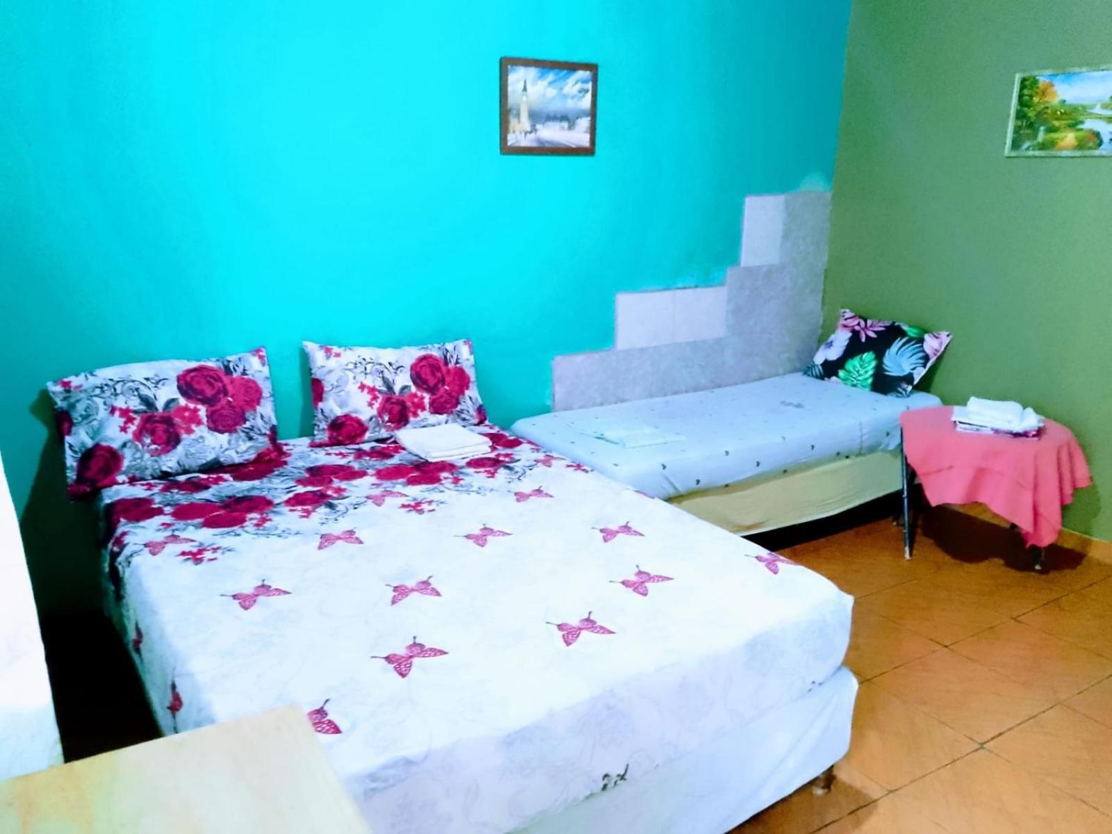 Hostel Loli Puerto Iguazu Exterior photo
