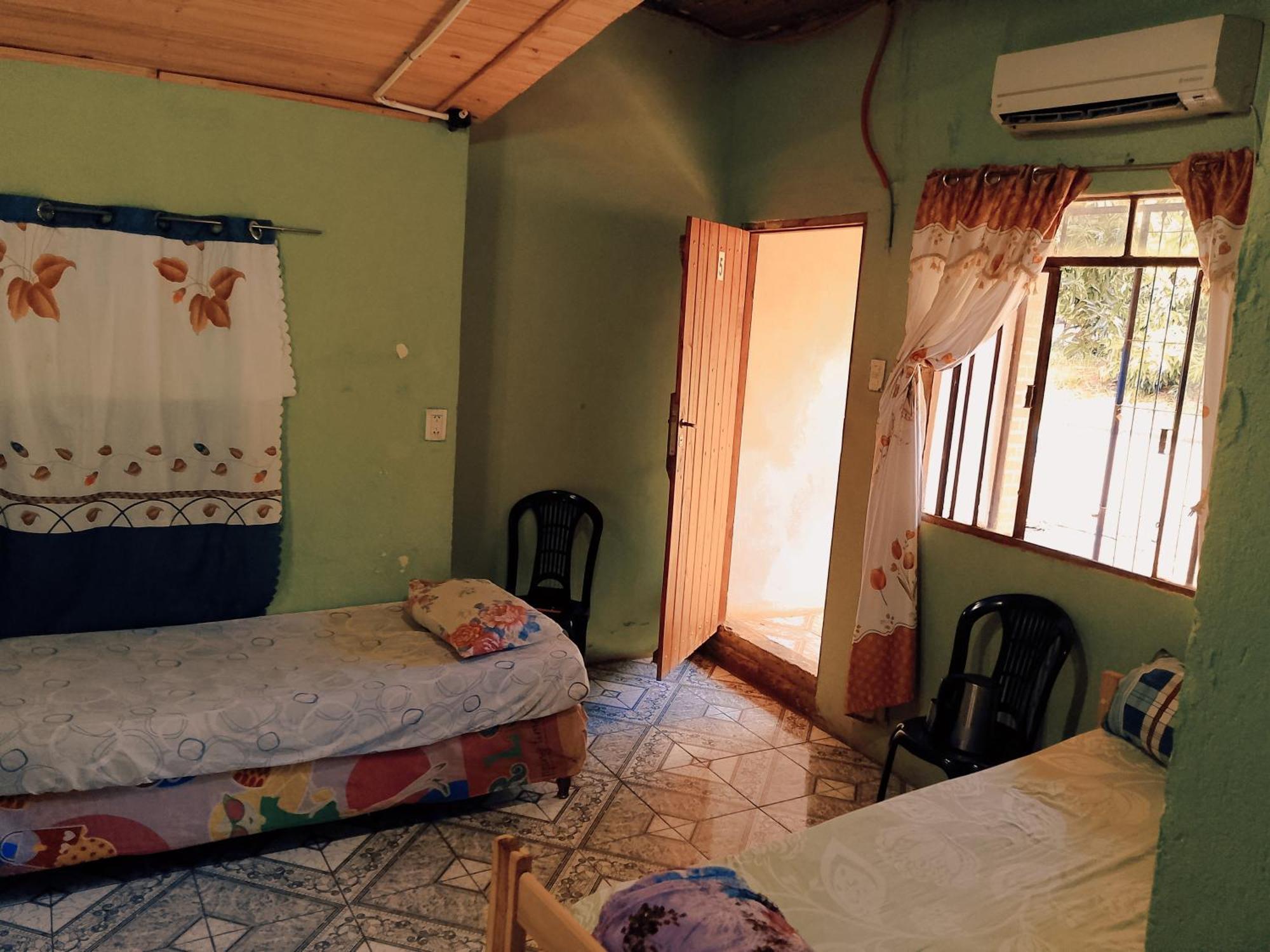 Hostel Loli Puerto Iguazu Room photo